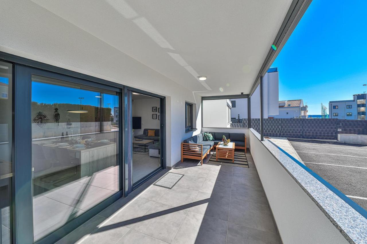 טרוגיר Luxury Apartment Pia With Swimming Pool And Grill מראה חיצוני תמונה