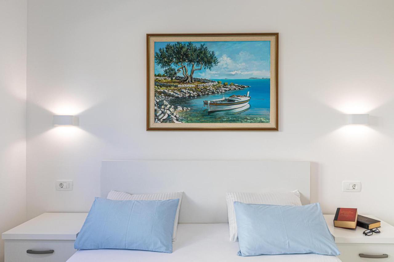 טרוגיר Luxury Apartment Pia With Swimming Pool And Grill מראה חיצוני תמונה